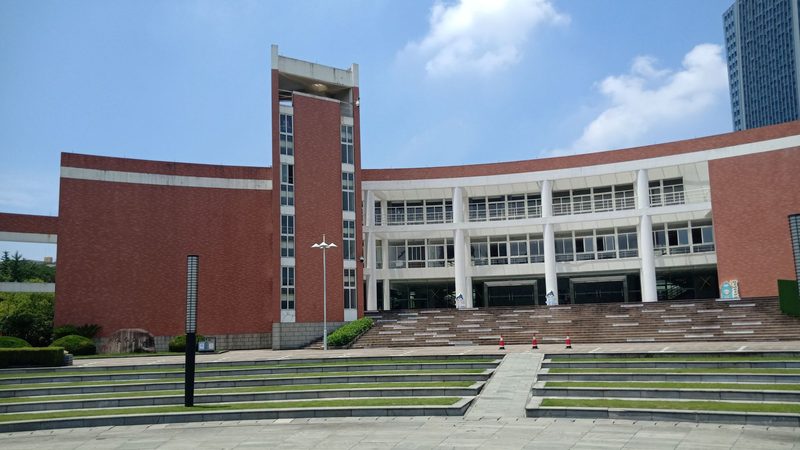 电子元件定制，资质要求解析与合规要点