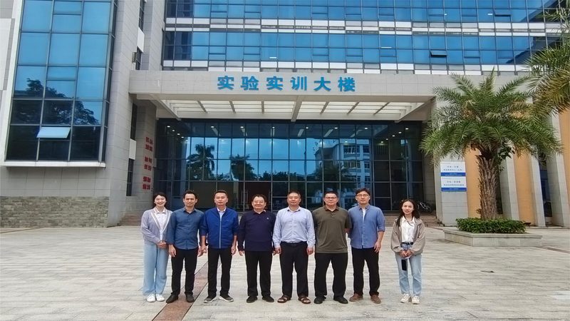 揭秘深圳SMT贴片DIP插件厂：核心技术解析与应用场景